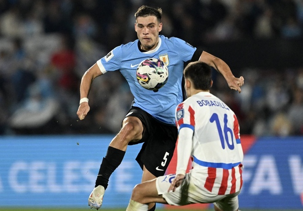 T&acirc;n binh Manuel Ugarte sẵn s&agrave;ng ra mắt MU - Ảnh 1