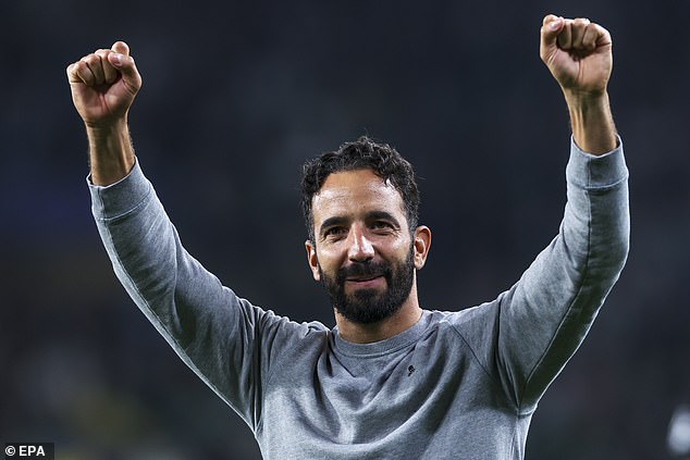 HLV Ruben Amorim gặp sự cố, chưa thể tiếp quản &lsquo;ghế n&oacute;ng&rsquo; MU - Ảnh 1