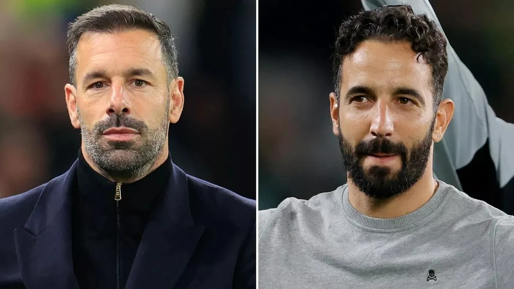 Th&ocirc;ng điệp cuối c&ugrave;ng của Van Nistelrooy trước khi rời MU - Ảnh 1