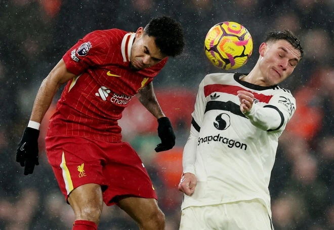 MU xuất sắc cầm h&ograve;a Liverpool ở Anfield - Ảnh 1