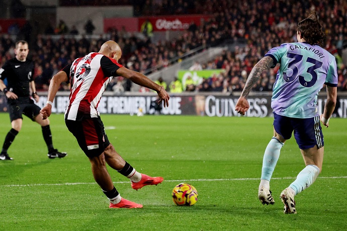 Siêu máy tính dự đoán Arsenal vs Brentford, 23h30 ngày 12/4 - Ảnh 3