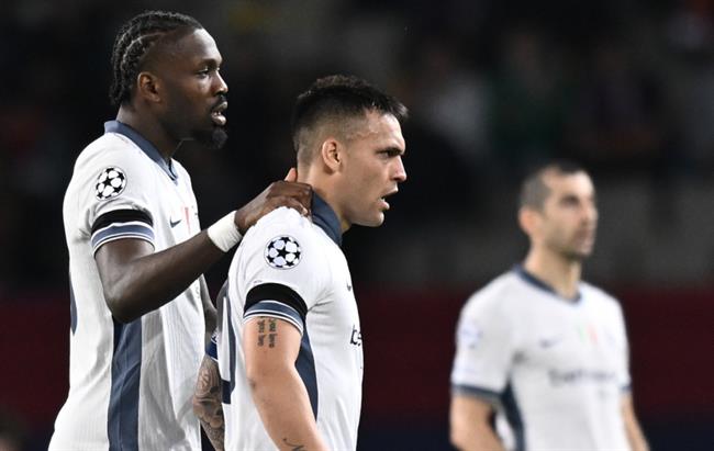 Barcelona v&agrave; Inter Milan đều nhận tin dữ sau trận tử chiến - Ảnh 1
