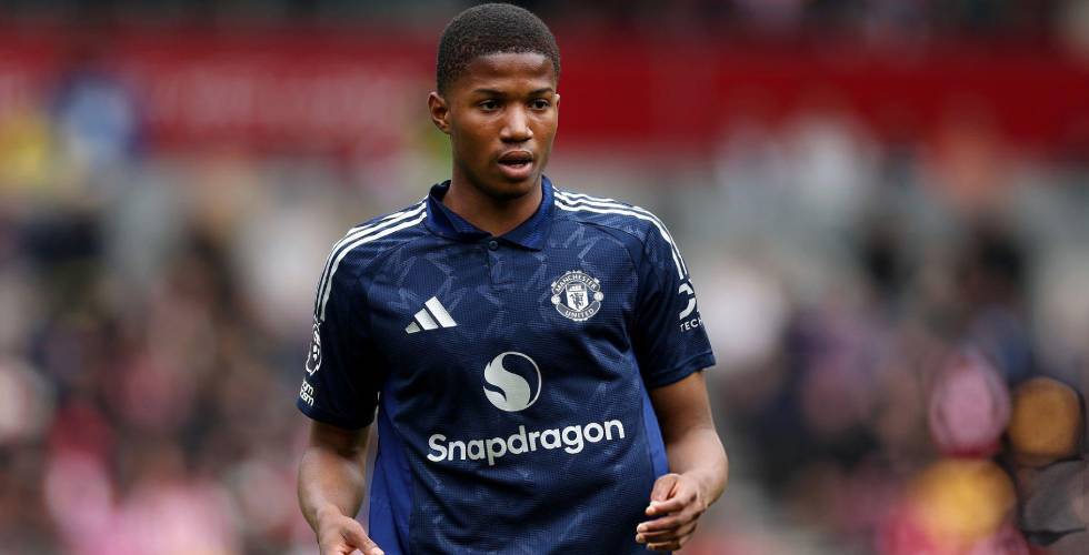 Ng&ocirc;i sao 17 tuổi của MU đi v&agrave;o lịch sử trong ng&agrave;y đội nh&agrave; thua trận - Ảnh 1