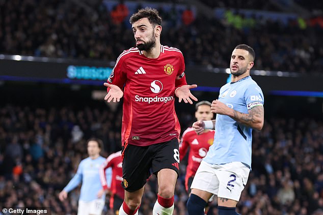 Đại gia Saudi Arabia chi đậm để chi&ecirc;u mộ Bruno Fernandes - Ảnh 1