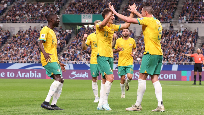 Soi kèo góc Úc vs Nhật Bản, 18h10 ngày 5/6 - Ảnh 1