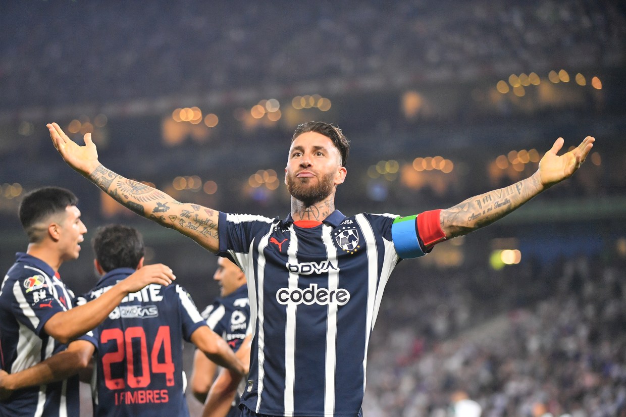 Đội h&igrave;nh cầu thủ bị l&atilde;ng qu&ecirc;n bạn kh&ocirc;ng ngờ xuất hiện ở FIFA Club World Cup - Ảnh 1