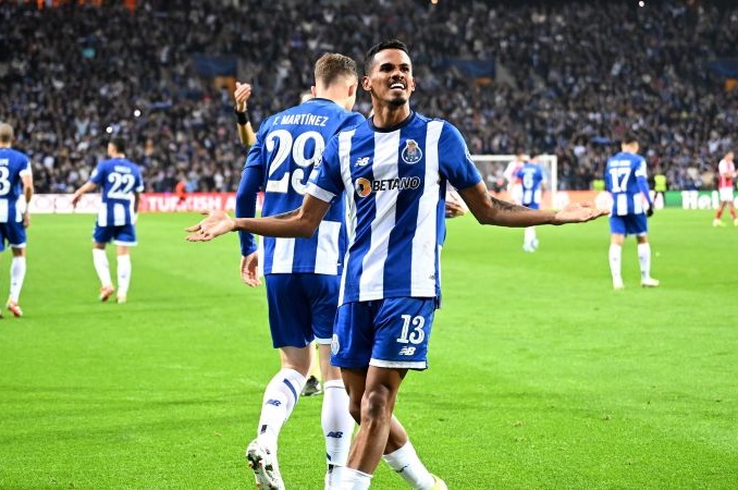 Chuy&ecirc;n gia Tony Ansell dự đo&aacute;n Porto vs Al Ahly, 8h00 ng&agrave;y 24/6 - Ảnh 1