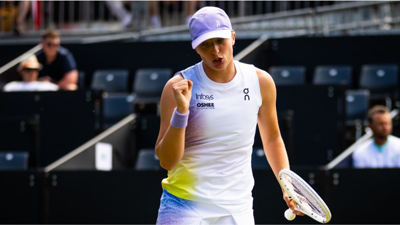 Swiatek chạm mốc 300 chiến thắng, vào tứ kết Bad Homburg Open 2025 - Ảnh 1