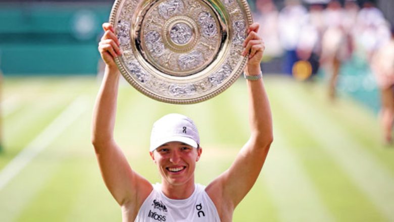 Swiatek thắng hủy diệt 6-0, 6-0 ở chung kết, lần đầu vô địch Wimbledon - Ảnh 1