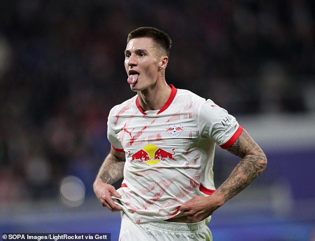 MU ch&iacute;nh thức ra gi&aacute; đầu ti&ecirc;n cho Benjamin Sesko - Ảnh 1