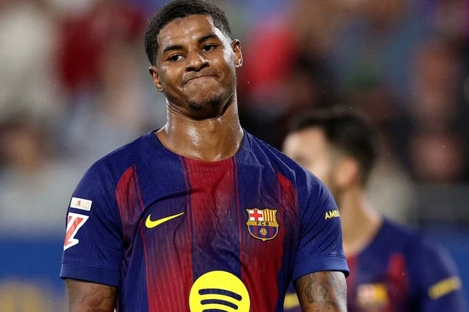 Barcelona chốt gi&aacute; mua đứt Marcus Rashford - Ảnh 1