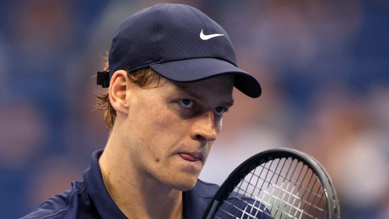 Sau Alcaraz, đến lượt Sinner dính chấn thương ở China Open - Ảnh 1