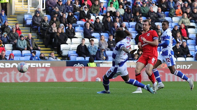 Nhận định, soi kèo Reading vs MK Dons, 1h00 ngày 8/10: Điểm tựa sân nhà - Ảnh 8