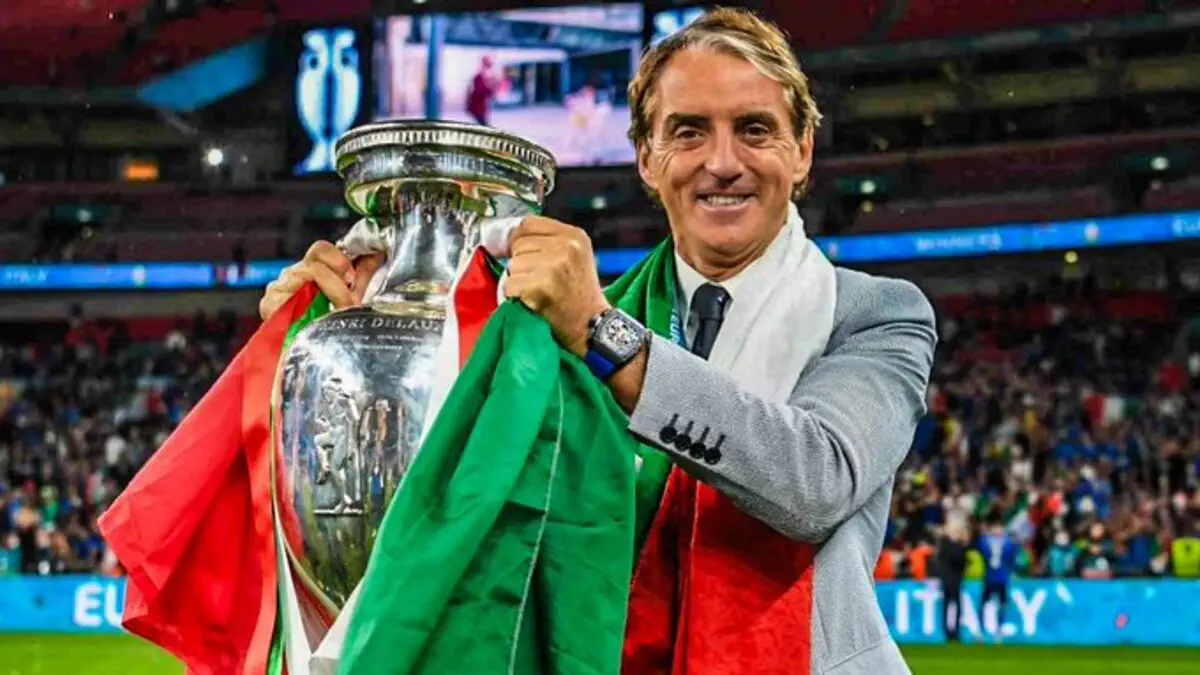 HLV Roberto Mancini tự ứng cử dẫn dắt MU thay Ruben Amorim - Ảnh 1