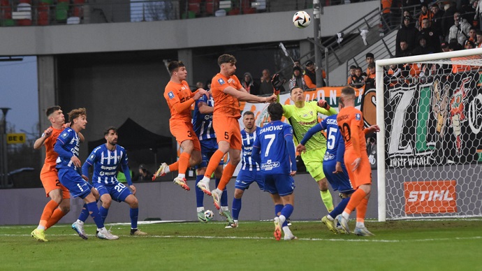 Nhận định, soi kèo Zaglebie Lubin vs Gornik Zabrze, 2h30 ngày 8/11: Điểm tựa sân nhà - Ảnh 9