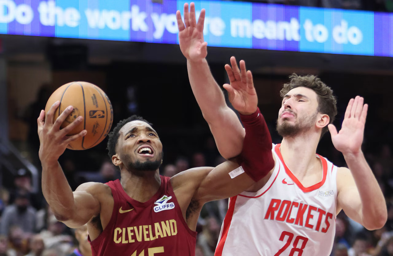 Nhận định b&oacute;ng rổ Cleveland Cavaliers vs Houston Rockets, 07h00 ng&agrave;y 20/11: Những vị kh&aacute;ch l&igrave; lợm - Ảnh 2