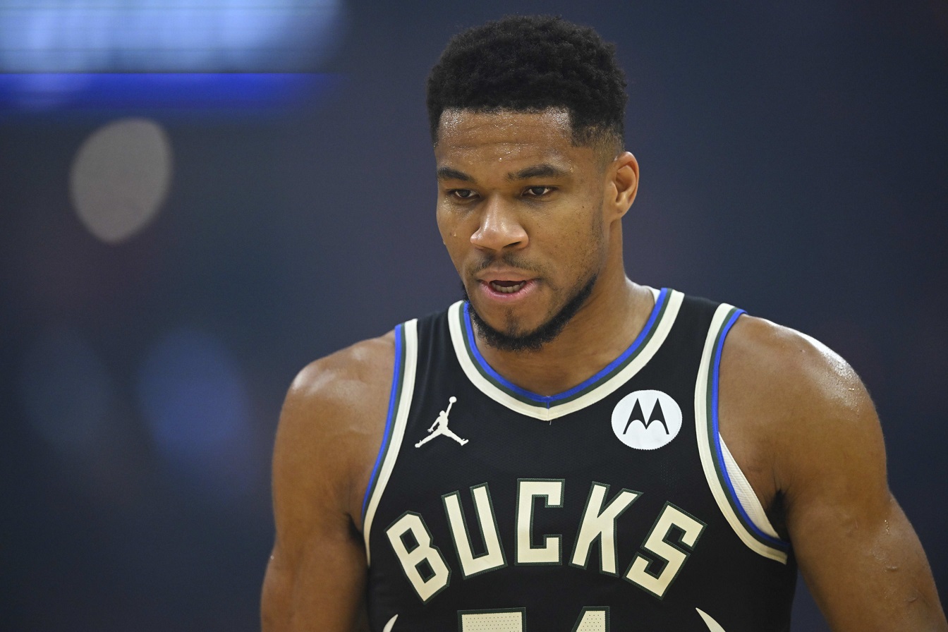 Nhận định b&oacute;ng rổ Milwaukee Bucks vs Philadelphia 76ers, 08h00 ng&agrave;y 20/11: Kh&ocirc;ng Giannis, kh&ocirc;ng chiến thắng - Ảnh 1