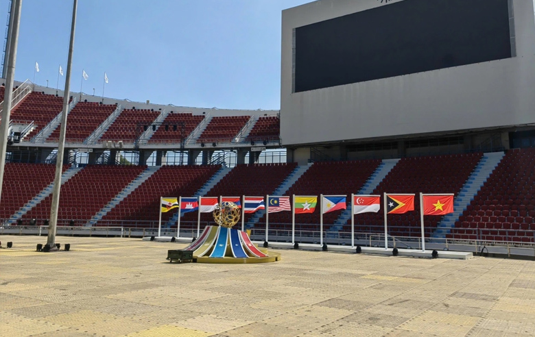 S&acirc;n Rajamangala hỏng đ&egrave;n chiếu s&aacute;ng ngay ng&agrave;y mở m&agrave;n SEA Games 33 - Ảnh 1