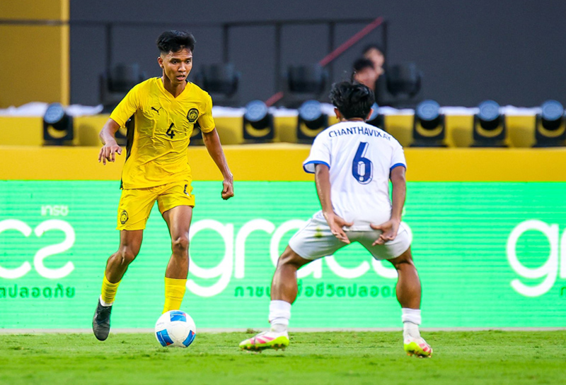 U22 Malaysia v&ugrave;i dập L&agrave;o, đẩy Việt Nam v&agrave;o thế kh&oacute; ở SEA Games 33 - Ảnh 2