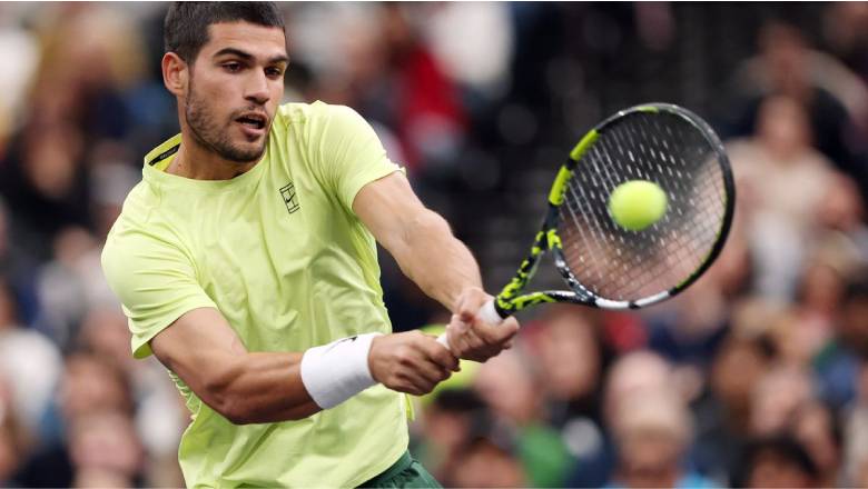 Alcaraz thua Tiafoe ở giải biểu diễn ‘A Racquet at The Rock’ - Ảnh 1