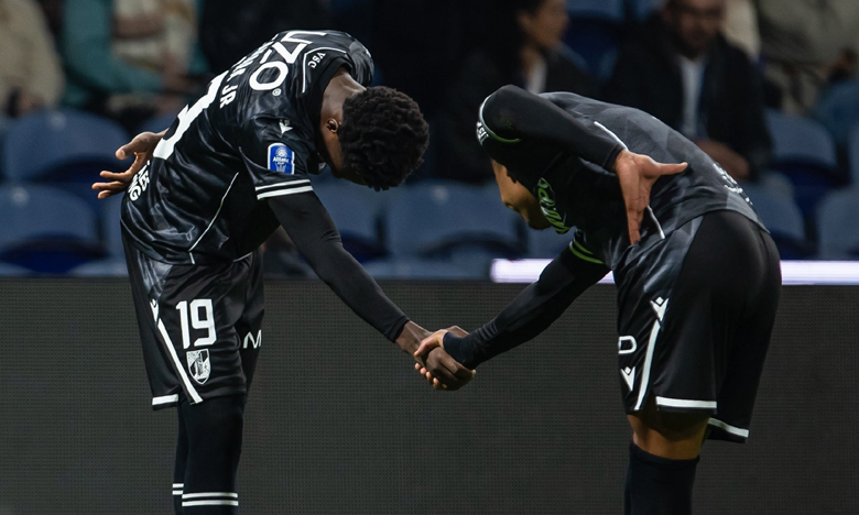 Kèo vàng bóng đá Vitoria Guimaraes vs Gil Vicente, 03h30 ngày 9/12: Đối thủ yêu thích - Ảnh 1