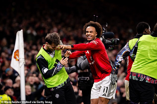 Joshua Zirkzee &ldquo;gật đầu&rdquo; với AS Roma nhưng bị HLV Amorim ngăn cản - Ảnh 1