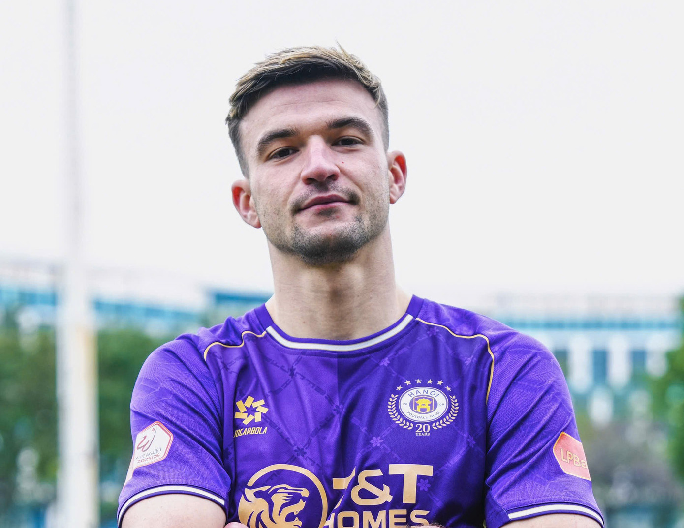 H&agrave; Nội FC l&agrave;m điều chưa từng c&oacute;, chi&ecirc;u mộ tiền đạo từng thi đấu cho AFC Wimbledon - Ảnh 2