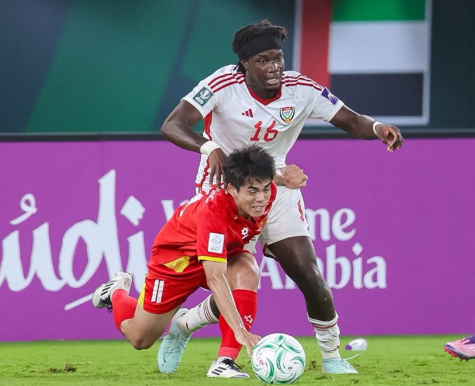 U23 Việt Nam thất bại đ&aacute;ng tiếc trước U23 UAE - Ảnh 2