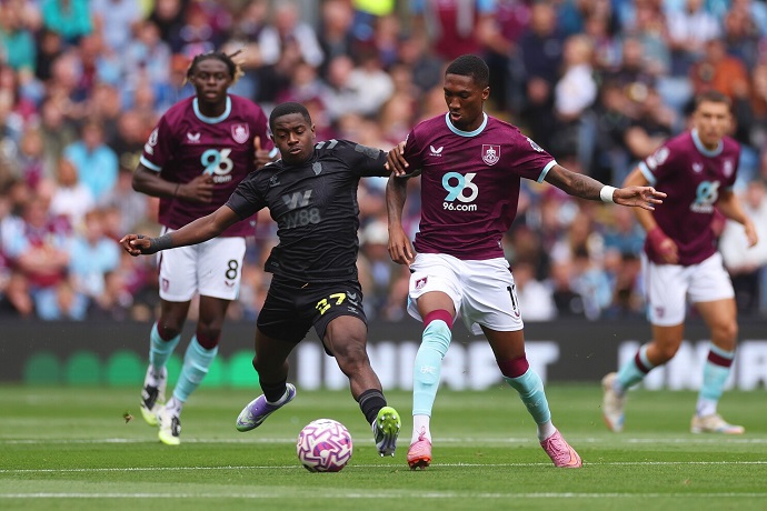 Siêu máy tính dự đoán Sunderland vs Burnley, 3h00 ngày 3/2 - Ảnh 1