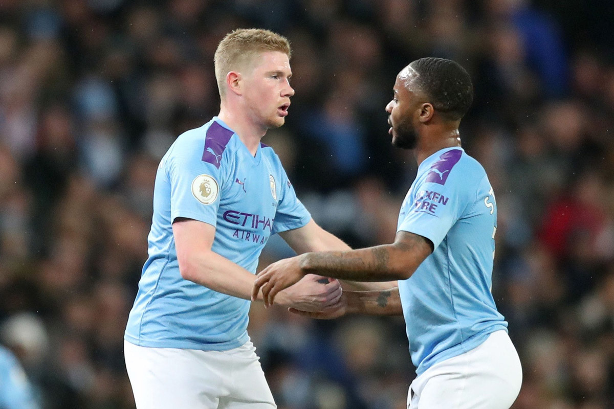 Sterling đ&agrave;m ph&aacute;n sang Napoli t&aacute;i ngộ De Bruyne - Ảnh 1