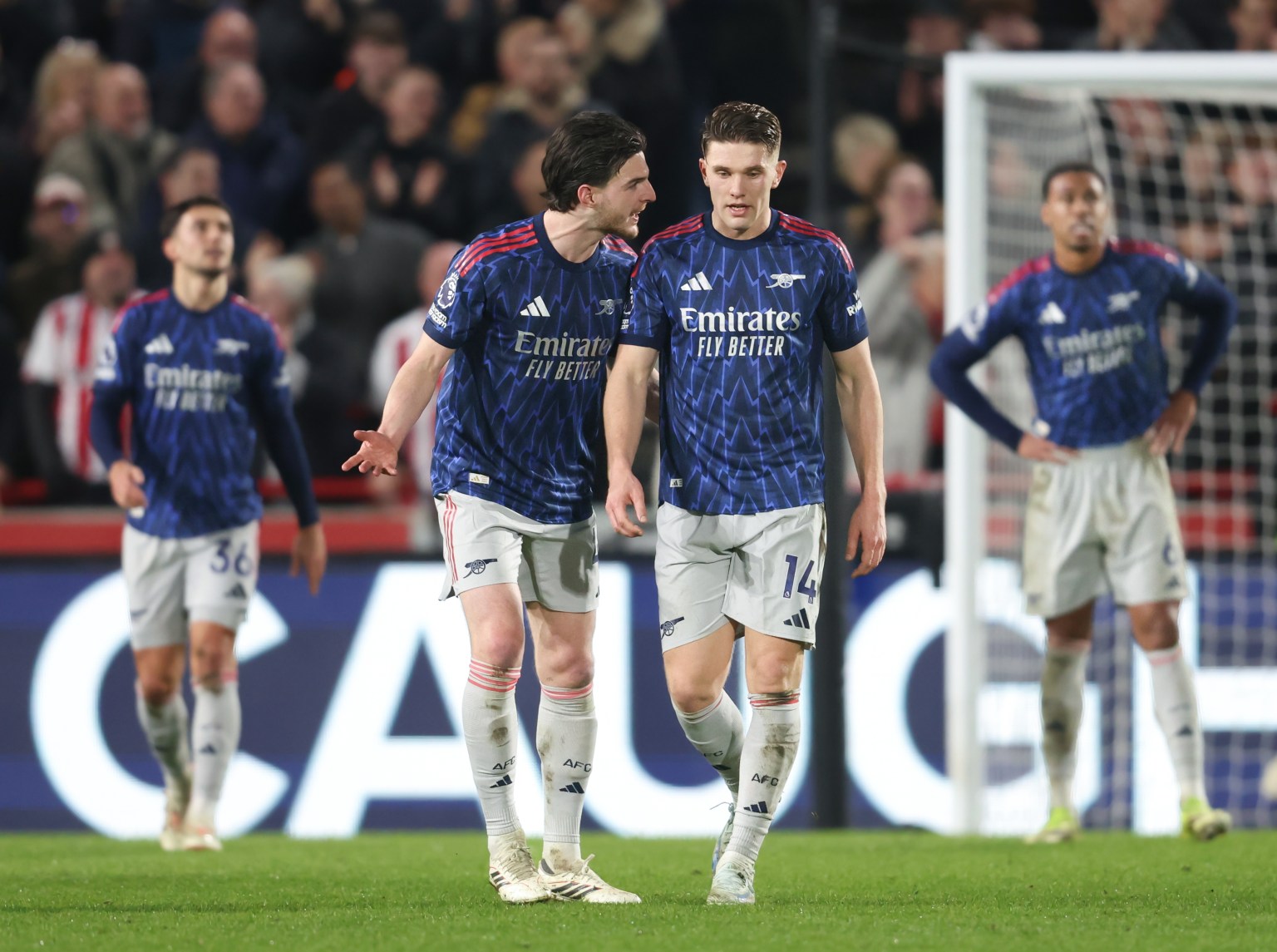 Thống k&ecirc; đ&aacute;ng sợ cho thấy Arsenal c&oacute; thể mất chức v&ocirc; địch - Ảnh 1