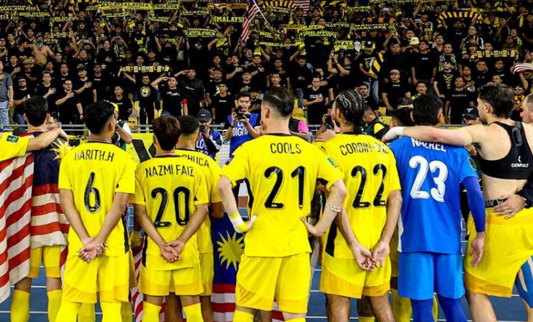 Hội CĐV lớn Malaysia chất vấn, y&ecirc;u cầu c&aacute;c quan chức Li&ecirc;n đo&agrave;n b&oacute;ng đ&aacute; nhận tội - Ảnh 1