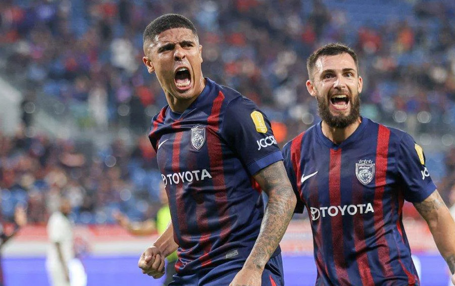 Malaysia triệu tập đội h&igrave;nh đấu Việt Nam: Kh&ocirc;ng c&oacute; 2 t&acirc;n binh nhập tịch - Ảnh 1