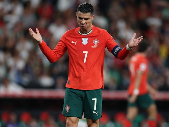 Ronaldo vắng mặt trong danh s&aacute;ch tập trung tuyển Bồ Đ&agrave;o Nha - Ảnh 1