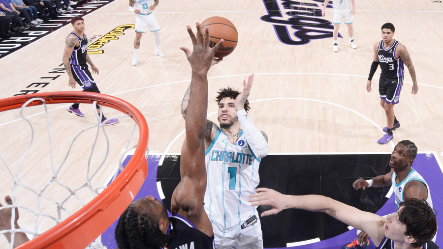 Nhận định b&oacute;ng rổ Charlotte Hornets vs Sacramento Kings, 06h00 ng&agrave;y 25/3: Kh&aacute;c nhau về động lực - Ảnh 1
