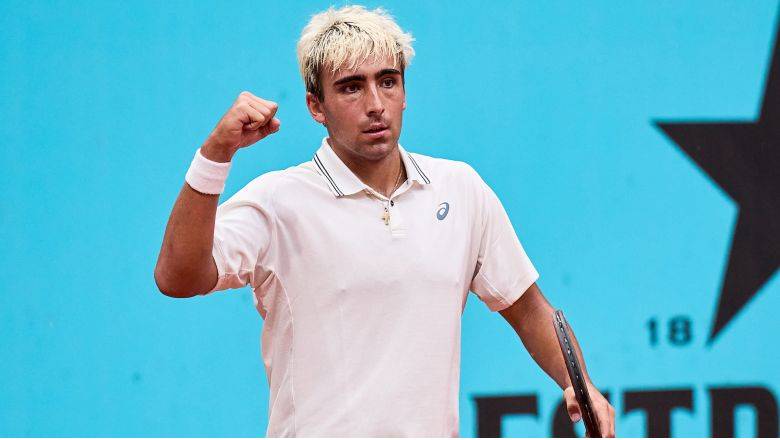 Nhận định tennis Tsitsipas vs Aguilar - Vòng 3 Madrid Open, 17h30 ngày 27/4 - Ảnh 2