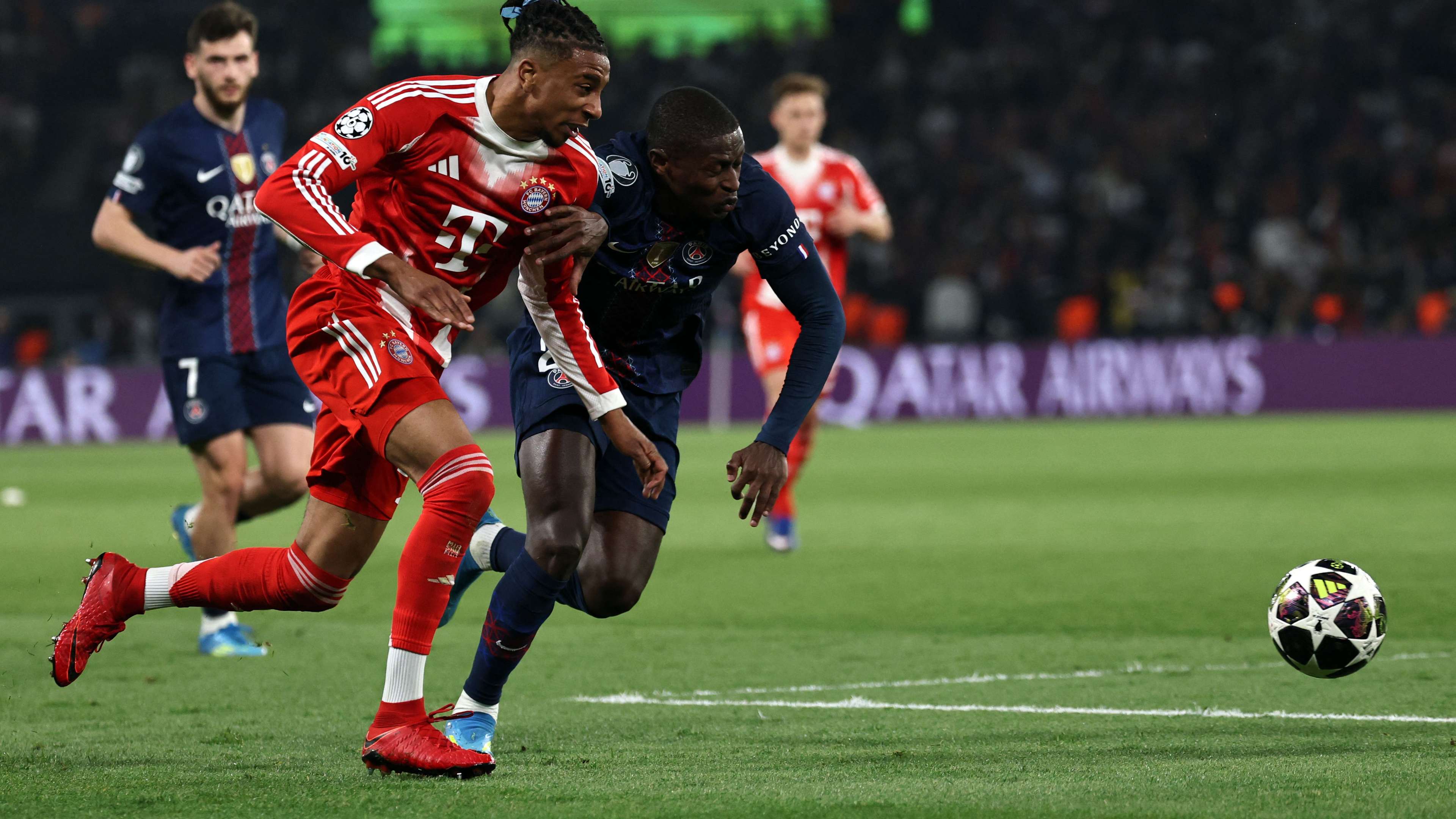 Trận cầu 9 b&agrave;n giữa PSG v&agrave; Bayern Munich đi v&agrave;o lịch sử b&oacute;ng đ&aacute; - Ảnh 1