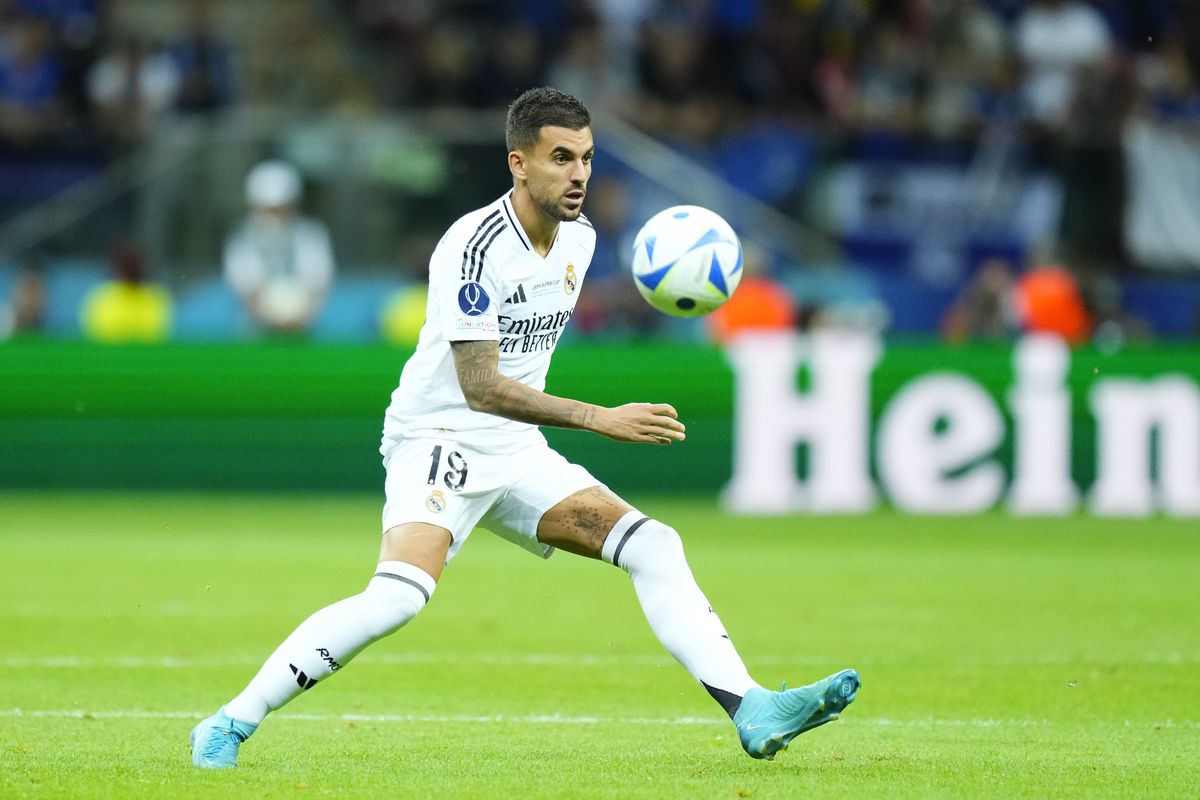 Ng&ocirc;i sao Real Madrid c&ocirc;ng khai tranh c&atilde;i với HLV Arbeloa - Ảnh 1