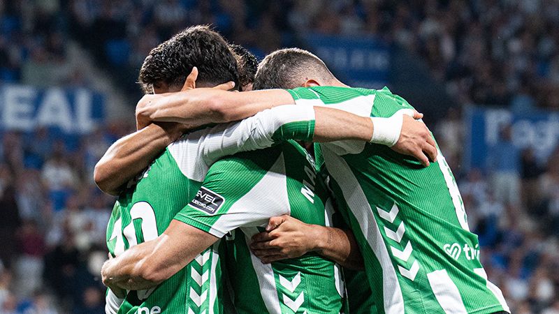 Kèo vàng bóng đá Real Betis vs Elche, 01h00 ngày 13/5: Tiến sát mục tiêu - Ảnh 1