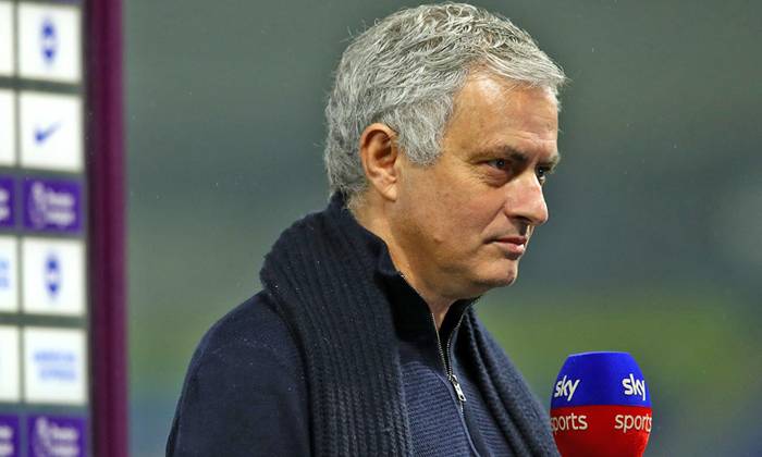 Jose Mourinho tiếp tục trải qua cột mốc tệ hại trong sự nghiệp