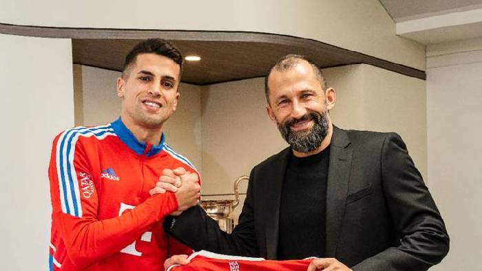 Cancelo x&aacute;c minh chuyện bị thanh l&yacute; do bật lại Pep Guardiola