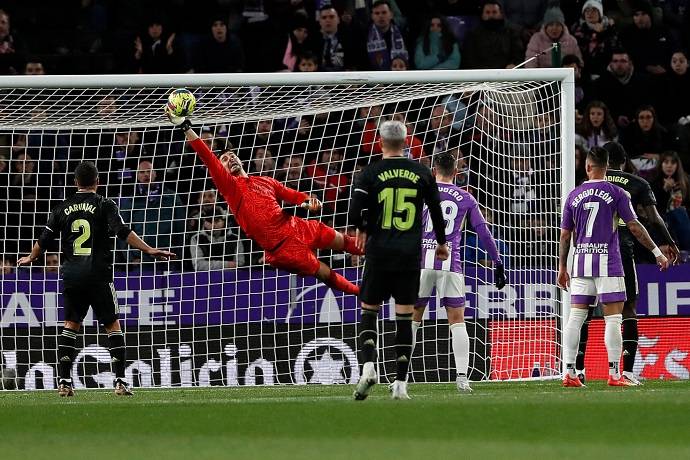 Soi kèo phạt góc Real Madrid vs Valladolid, 21h15 ngày 2/4