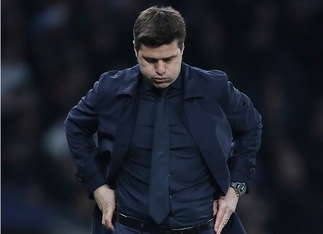 Gục ng&atilde; trước Ajax, HLV Pochettino thừa nhận mắc sai lầm lớn
