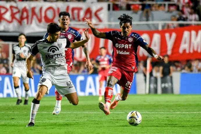 Nhận định, soi kèo Gimnasia Mendoza vs Santa Fe, 1h30 ngày 2/8: Điểm tựa sân nhà