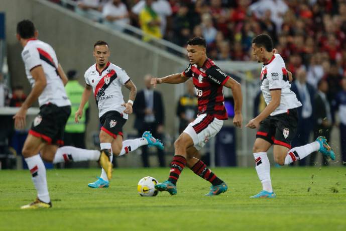 Soi kèo phạt góc Atletico/GO vs Sao Paulo, 7h30 ngày 2/9