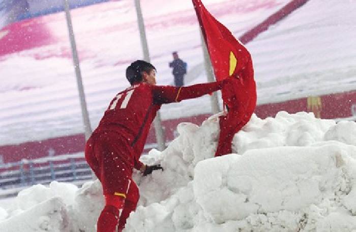 Xúc động khoảnh khắc Duy Mạnh cắm cờ tái hiện ký ức Thường Châu