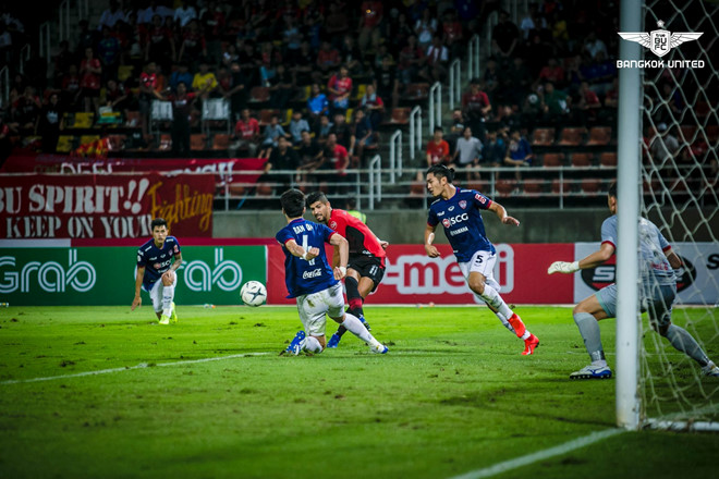 Trực tiếp Đặng Văn L&acirc;m h&ocirc;m nay Bangkok vs Muangthong, 19h ng&agrave;y 2/3