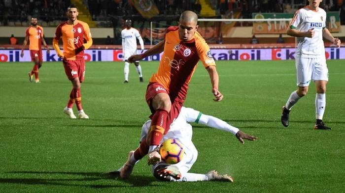 Nhận định, soi kèo Alanyaspor vs Istanbul, 0h ngày 4/3
