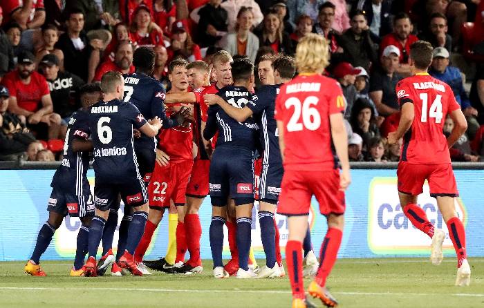 Ph&acirc;n t&iacute;ch k&egrave;o hiệp 1 Adelaide vs Melbourne Victory, 15h45 ng&agrave;y 2/4