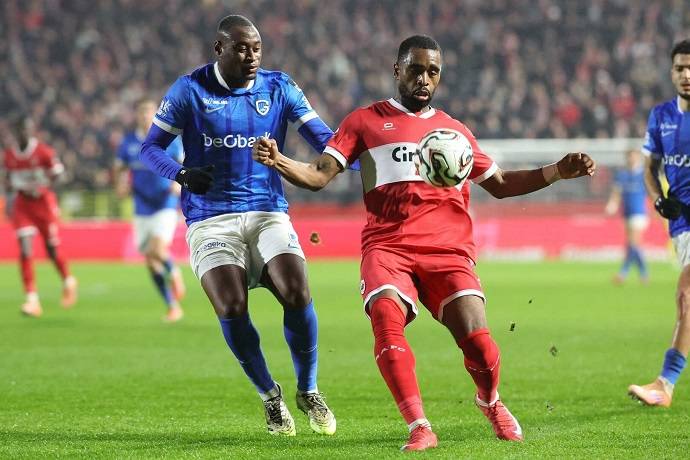 Nhận định, soi kèo Royal Antwerp vs Genk, 1h45 ngày 4/4: Phong độ trái ngược